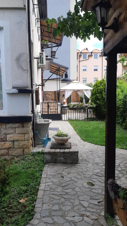 The House Apartments & Guest Rooms Ohrid Buitenkant foto